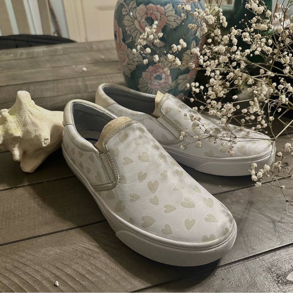Cute coquette heart sneakers, like new still in box